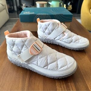 Chaco Ramble Puff Quilted Lilac Grey Slip-On Booties